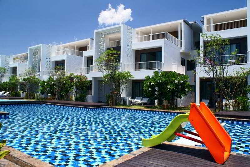 Franjipani Resort